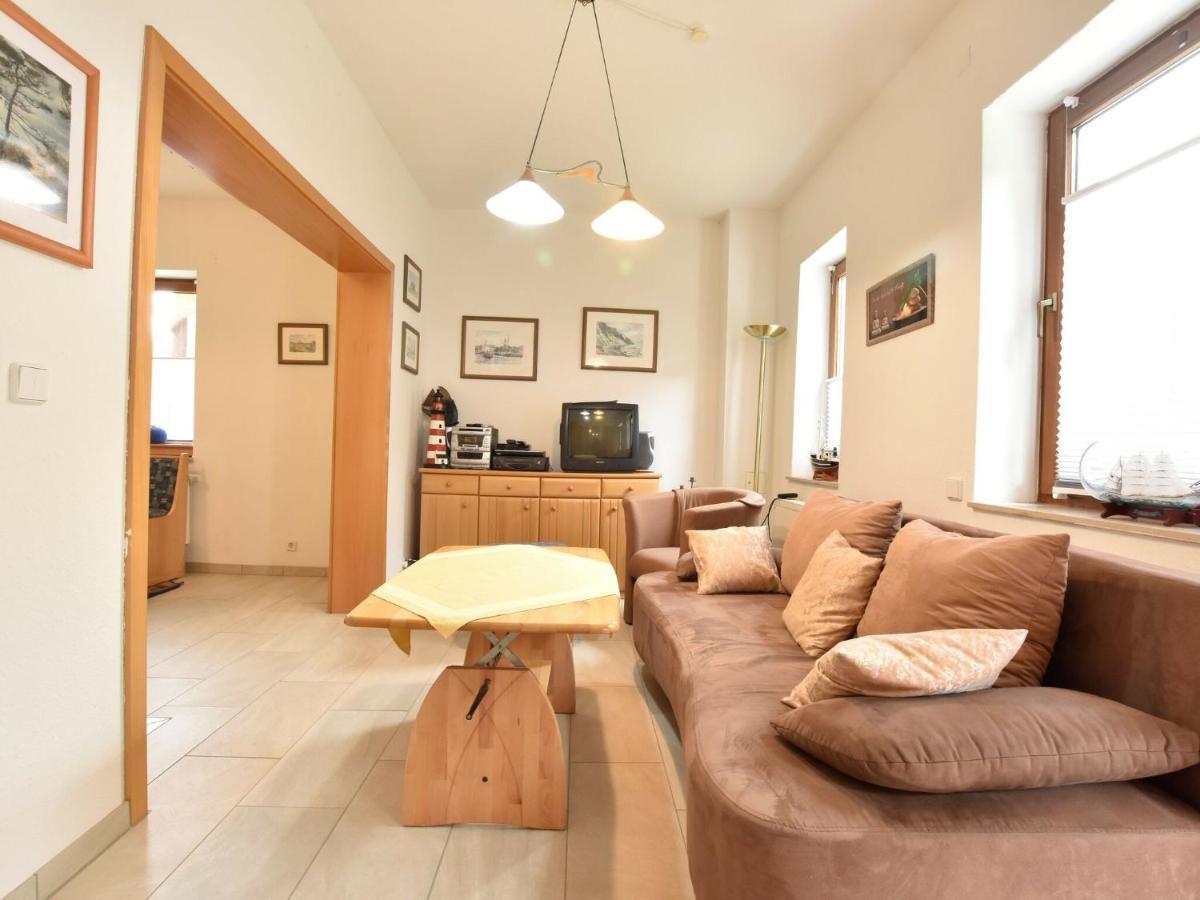 Beautiful Apartment In Rerik With Garden Near Sea Екстер'єр фото